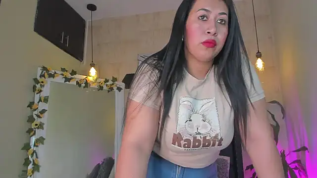 Snapshot of Fransheska-mon chatting on July 28, 1:10 pm Fransheska-mon online show from July 28, 1:10 pm