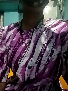 Snapshot of gunjan22 chatting on December 15, 4:37 pm gunjan22 online show from December 15, 4:37 pm