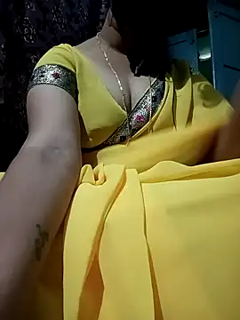 Snapshot of gunjan22 chatting on December 30, 7:59 am gunjan22 online show from December 30, 7:59 am