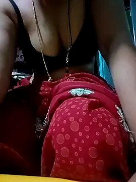 Snapshot of gunjan22 chatting on January 4, 9:10 am gunjan22 online show from January 4, 9:10 am