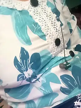 Snapshot of gunjan22 chatting on November 11, 7:41 am gunjan22 online show from November 11, 7:41 am