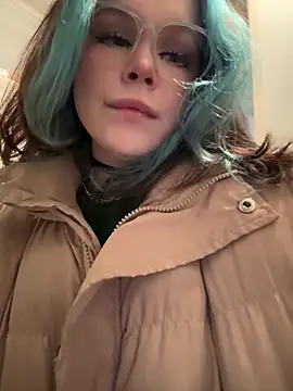 MaddisonHaas online show from March 7, 8:44 pm