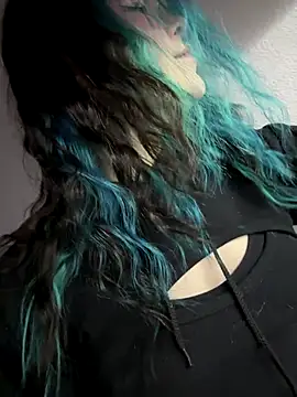 MaddisonHaas online show from December 1, 11:43 pm