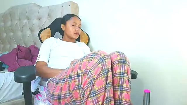 Samary thomas online show from October 25, 11:32 pm