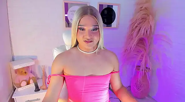 Snapshot of Elody_Preysler69 chatting on January 15, 7:05 am Elody Preysler69 online show from January 15, 7:05 am