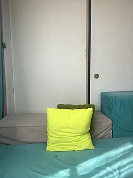 Snapshot of ayu0009rrr chatting on March 10, 12:51 am ayu0009rrr online show from March 10, 12:51 am