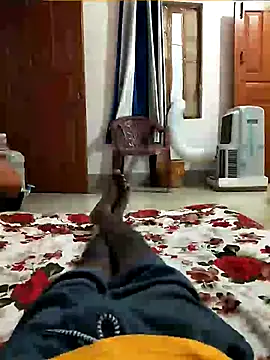 Snapshot of ravi707984 chatting on June 3, 4:12 pm ravi707984 online show from June 3, 4:12 pm