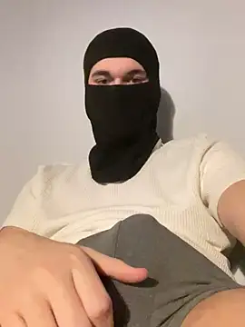 Snapshot of kevin344112 chatting on January 23, 12:04 am kevin344112 online show from January 23, 12:04 am