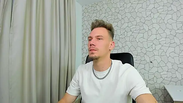 MateoBenjaminX online show from February 6, 7:18 pm