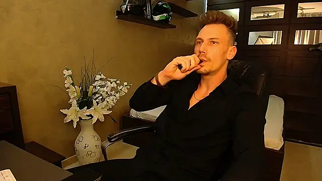 MateoBenjaminX online show from March 18, 4:59 pm