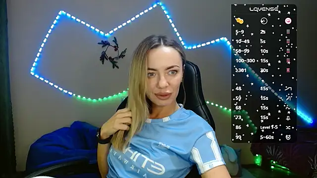 Daria Spring online show from February 11, 7:05 pm