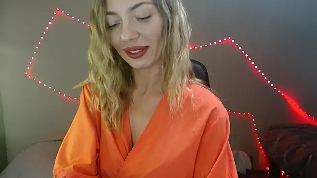 Daria Spring online show from March 16, 5:17 pm