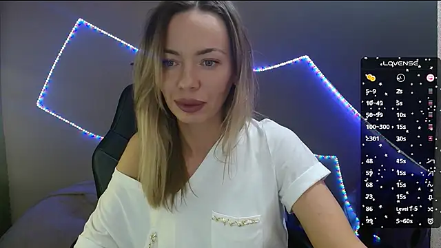 Daria Spring online show from March 19, 4:55 pm