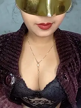 Snapshot of Shanaya_Hotty chatting on December 17, 7:04 pm Shanaya Hotty online show from December 17, 7:04 pm