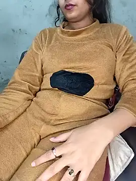 Snapshot of Shanaya_Hotty chatting on January 22, 11:21 pm Shanaya Hotty online show from January 22, 11:21 pm