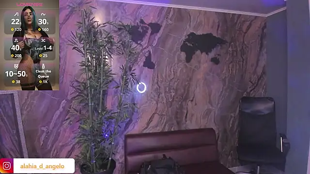 Alahia Dangelo online show from February 27, 5:24 pm