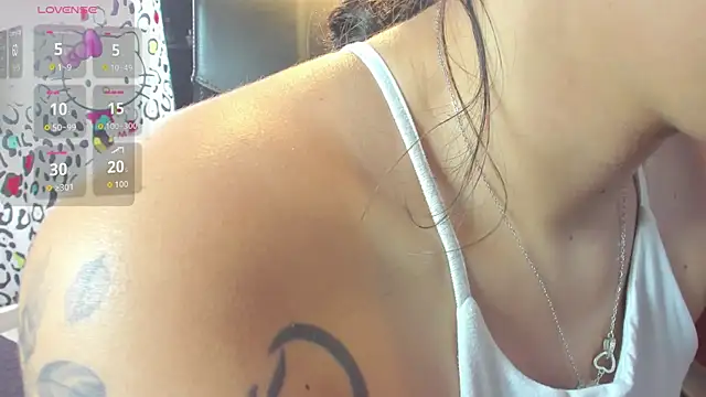  maria foxx  online show from November 11, 8:20 pm