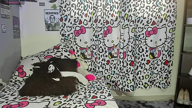  maria foxx  online show from November 28, 6:32 pm