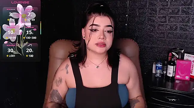 Snapshot of _ValeryStone_ chatting on February 27, 6:42 pm ValeryStone online show from February 27, 6:42 pm