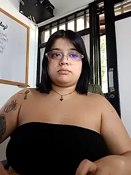 Snapshot of _ValeryStone_ chatting on November 9, 12:36 pm ValeryStone online show from November 9, 12:36 pm