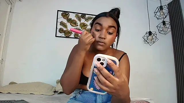 kayna gomez online show from February 12, 7:35 pm