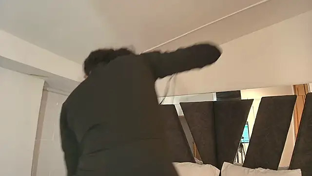 Milkdulce1 online show from November 6, 1:56 pm