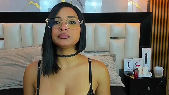 SofiaLaurents online show from November 10, 12:04 pm