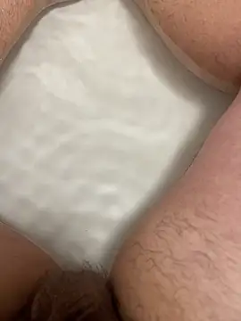 Hugo76578 online show from November 2, 8:00 pm