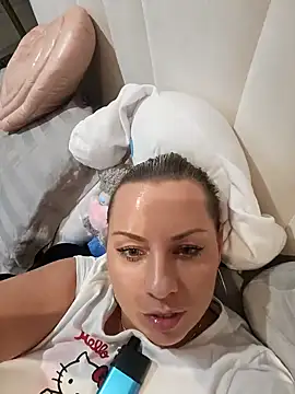 Sparkle2206 online show from October 12, 10:09 pm