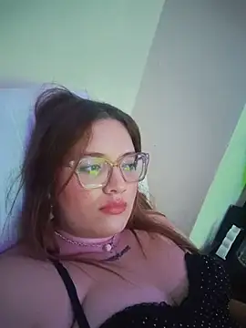 Snapshot of kendallclarkk03 chatting on June 24, 2:43 am kendallclarkk03 online show from June 24, 2:43 am
