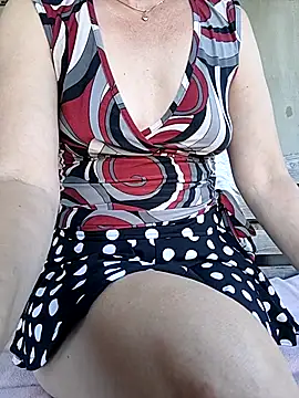 Snapshot of NEW_CRYSTAL chatting on July 1, 5:42 am NEW CRYSTAL online show from July 1, 5:42 am