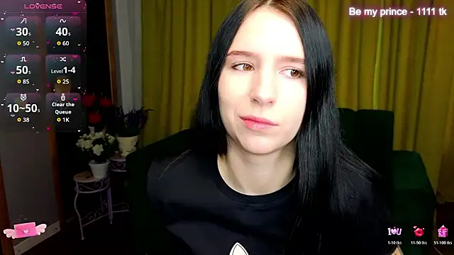 Snapshot of KarolinaBlacks chatting on March 6, 6:32 am KarolinaBlacks online show from March 6, 6:32 am