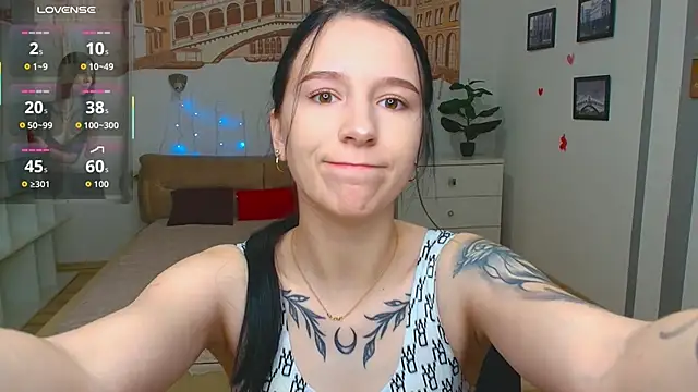KarolinaBlacks online show from May 6, 5:14 am