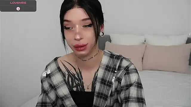 Snapshot of Dasha_M chatting on July 25, 12:03 pm Dasha M online show from July 25, 12:03 pm