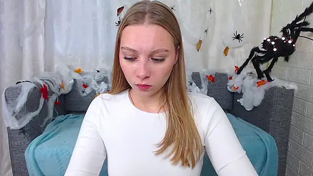 bellaa love  online show from October 13, 1:27 am