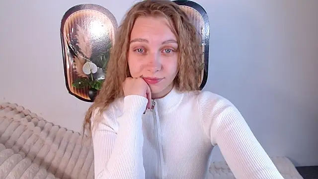 bellaa love  online show from May 11, 12:27 am