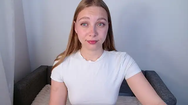 bellaa love  online show from July 3, 12:50 am