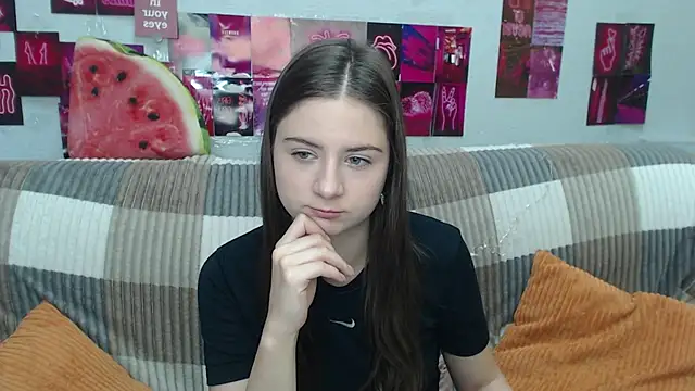 Snapshot of MilanaRoza chatting on July 2, 4:40 am MilanaRoza online show from July 2, 4:40 am