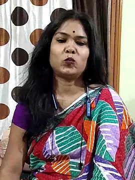 yoursweety09 online show from November 20, 11:59 pm