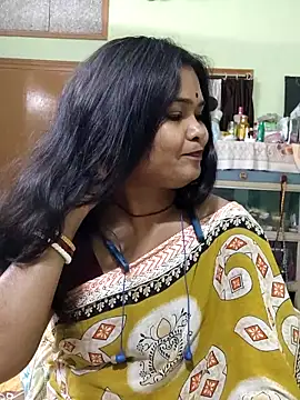 yoursweety09 online show from February 24, 5:38 am