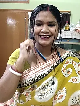 yoursweety09 online show from April 24, 1:46 pm