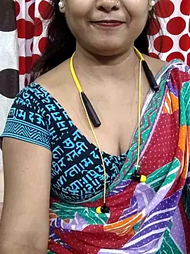 Snapshot of yoursweety09 chatting on June 24, 7:51 am yoursweety09 online show from June 24, 7:51 am