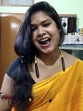 Snapshot of yoursweety09 chatting on July 21, 1:57 pm yoursweety09 online show from July 21, 1:57 pm