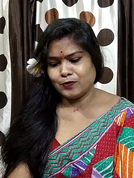 Snapshot of yoursweety09 chatting on July 23, 7:50 am yoursweety09 online show from July 23, 7:50 am