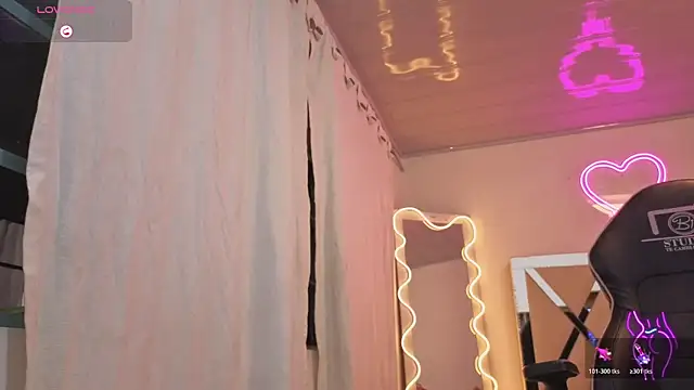 Laylafoxy tay online show from November 9, 3:16 am