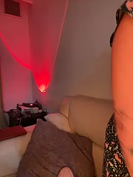 Im Valen Cute online show from November 12, 3:29 am