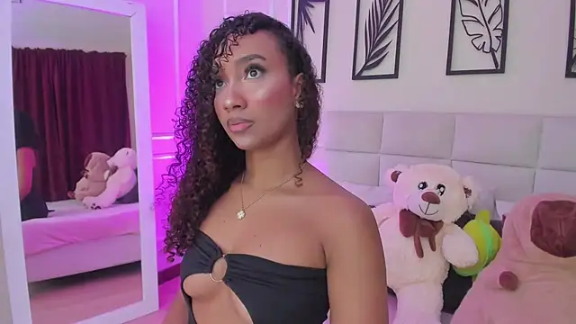 Snapshot of Amber__Sanchez chatting on March 3, 4:36 am Amber  Sanchez online show from March 3, 4:36 am