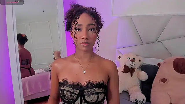 Snapshot of Amber__Sanchez chatting on March 20, 12:19 am Amber  Sanchez online show from March 20, 12:19 am