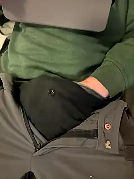 Snapshot of Dan8736 chatting on November 1, 10:34 pm Dan8736 online show from November 1, 10:34 pm