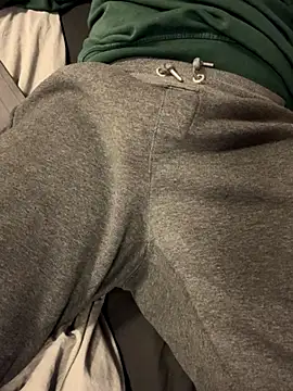 Snapshot of Dan8736 chatting on November 20, 7:13 pm Dan8736 online show from November 20, 7:13 pm